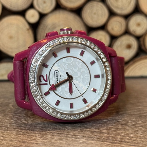 Coach Boyfriend Berry Watch silicone band rhinestone dial designer timepiece - Picture 2 of 5